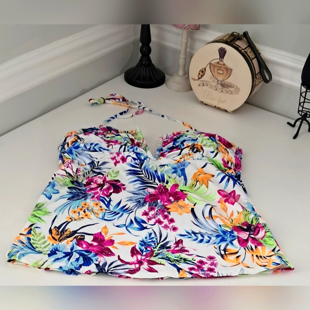 Ambrielle White With Multi Color Floral Print Halter Tankini Top Sz XL NWT